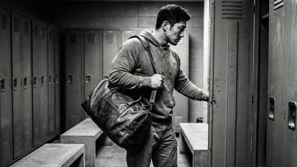 男性的自信を象徴する、強さと落ち着きを示す男性。